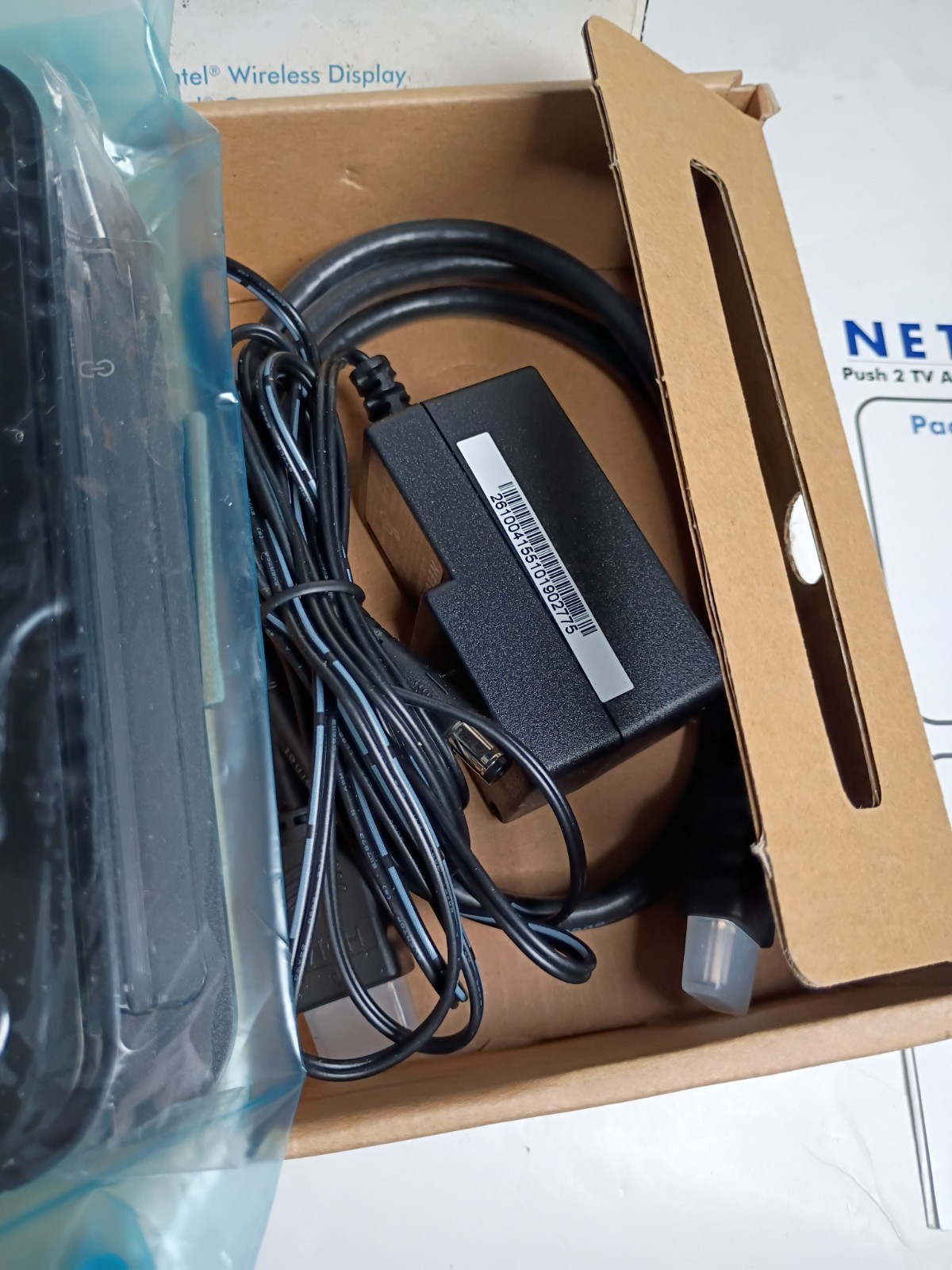 NetGear Push2TV Wireless Display Adapter PTV1000 Black