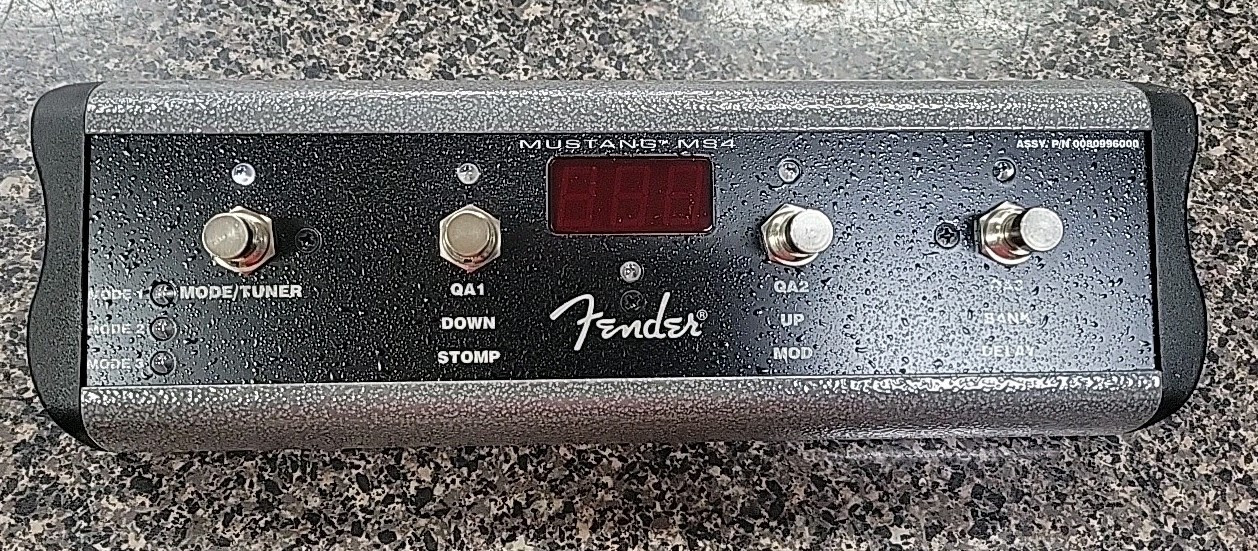 FENDER MUSTANG MS4 PEDAL USA SELLER FREE SHIPPING