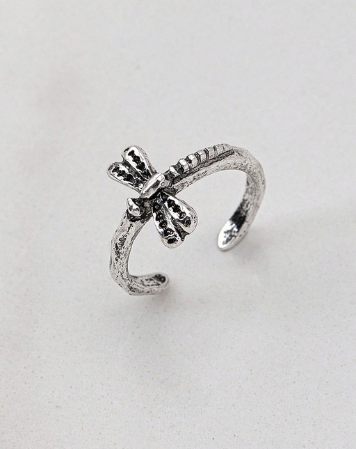 Dragonfly silver toe ring