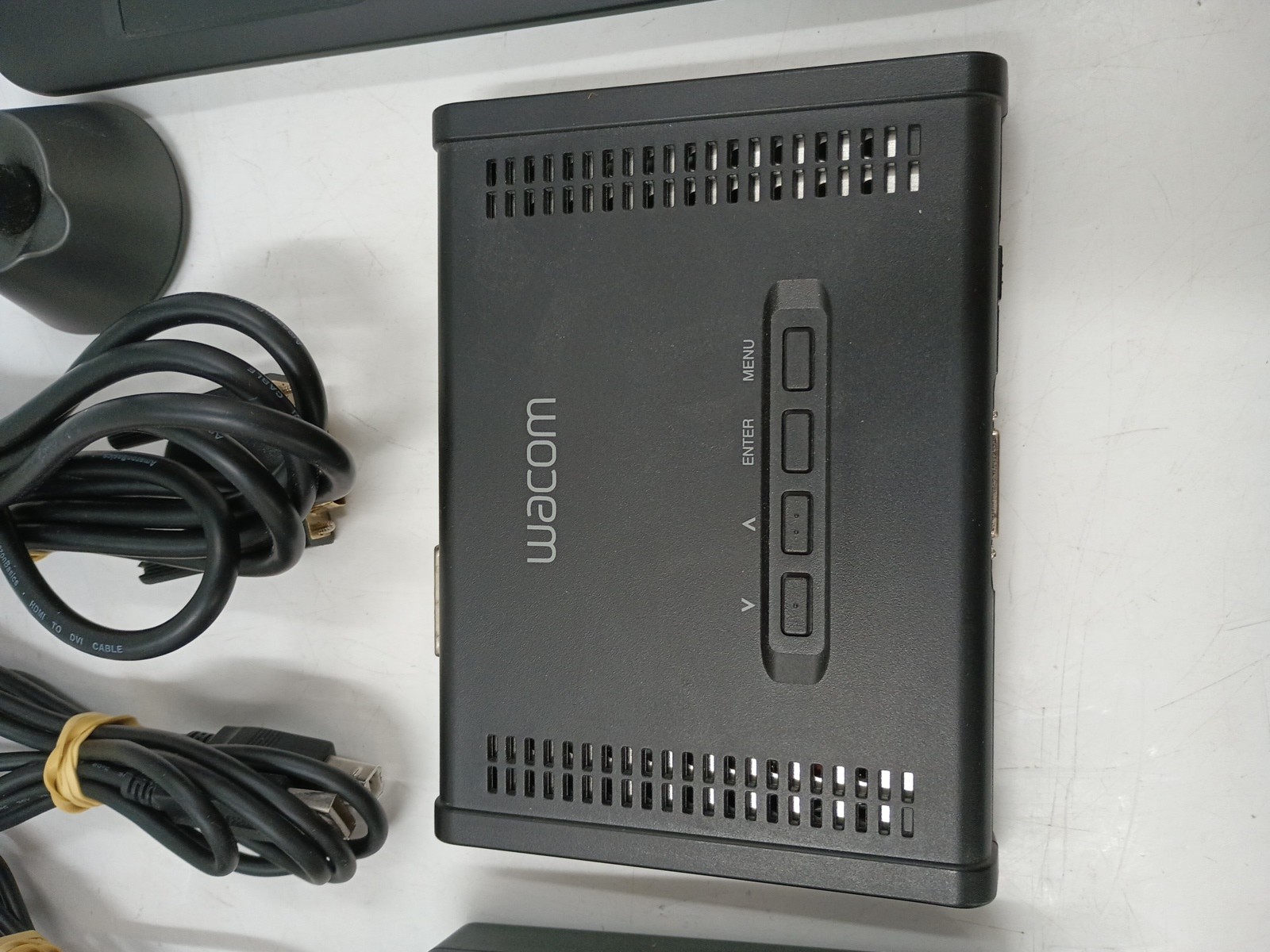 Wacom Cintiq 12WX Interactive Pen Display TESTED - EB-20154