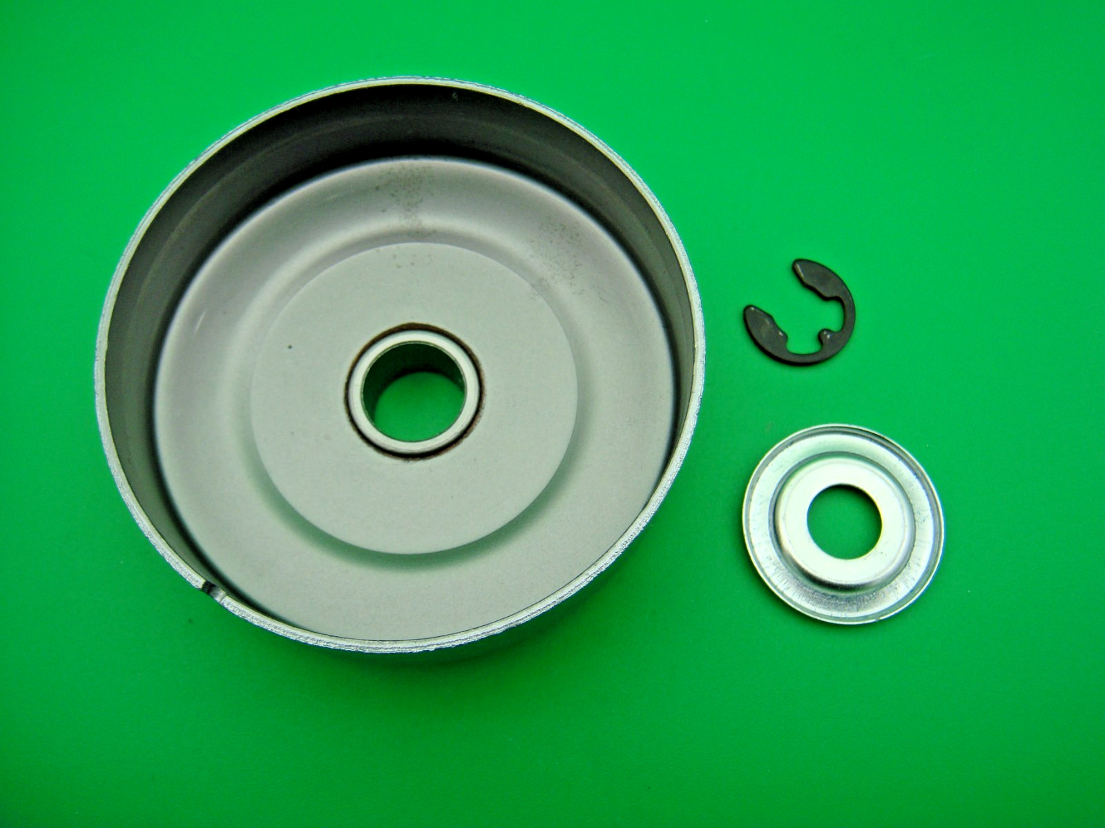 GENUINE STIHL MS210 MS230 MS250 021 023 025 CHAINSAW CLUTCH DRUM - .325 PITCH