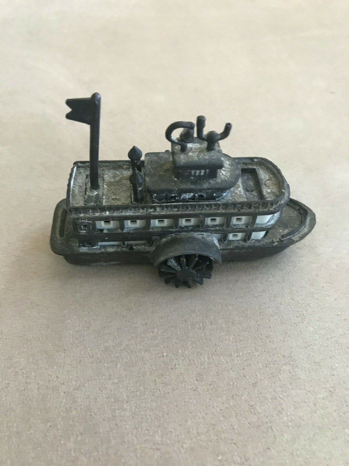 Vintage pencil Sharpener Die Cast Metal Mark Twain Paddle boat  Made Hong Kong
