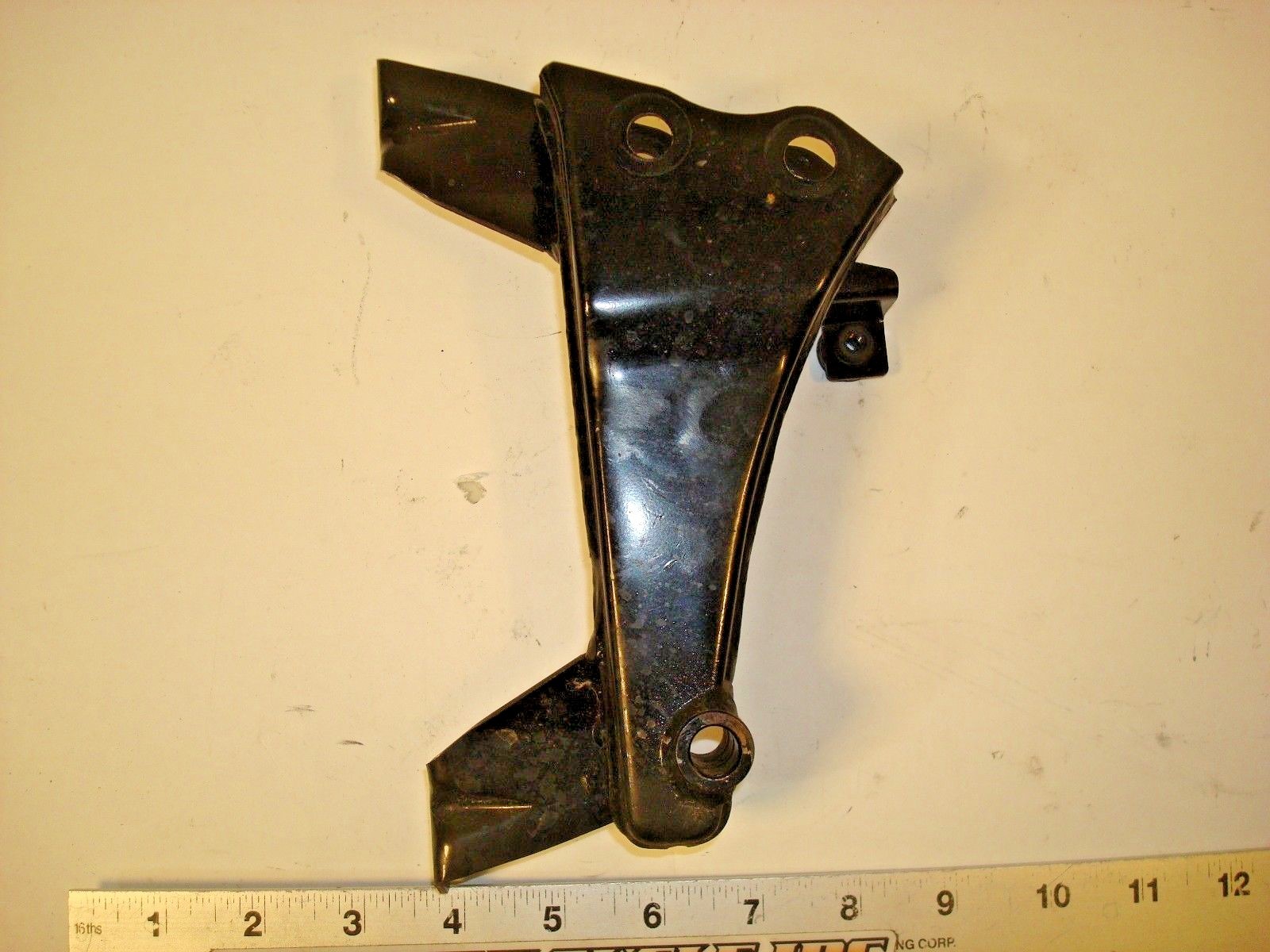 KAWASAKI EX250 NINJA RIGHT FRONT ENGINE MOUNT BRACKET EX 250 R 08-12 31059-0002