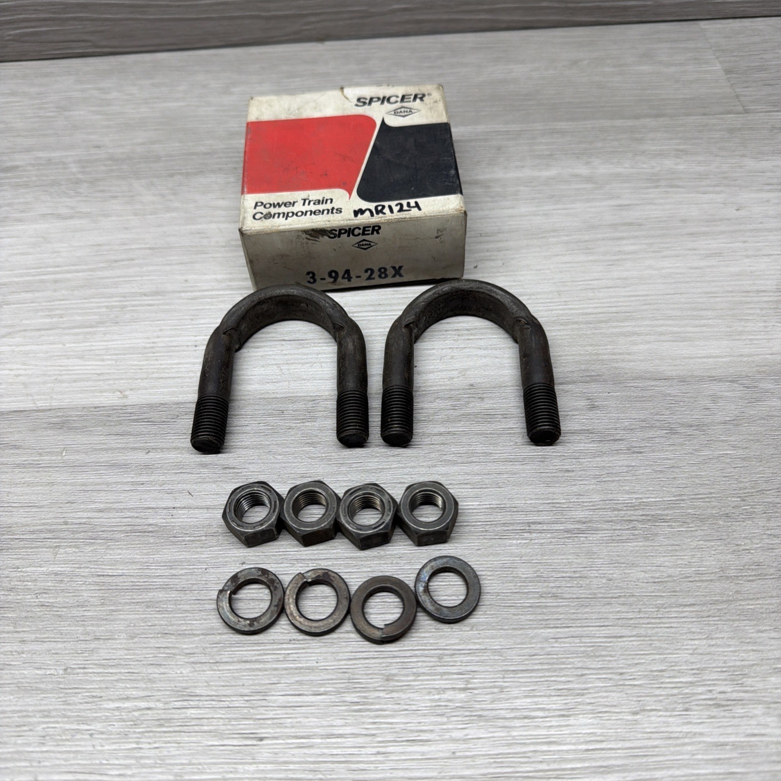 DANA Spicer 3-94-28X Universal Joint U-Bolt Kit, New