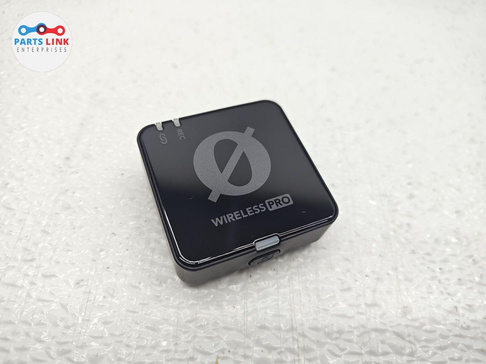 RØDE Rode Wireless PRO Clip-On Microphone Transmitter ONLY Used