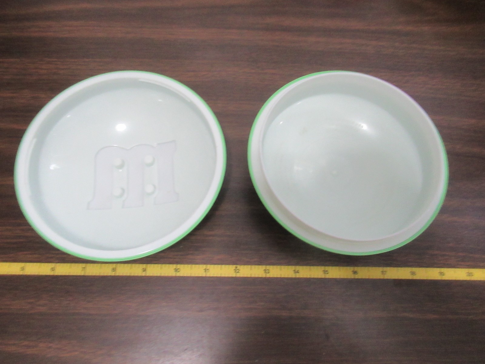 M&M lot of 3 plastic pastel Easter containers