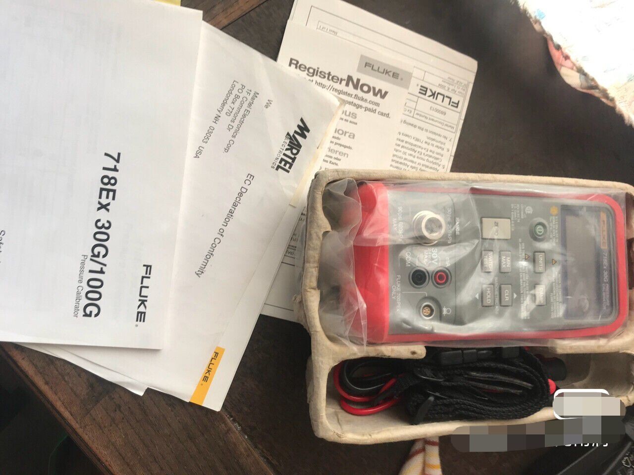 FLUKE 718Ex 30G PRESSURE CALIBRATOR METER*j
