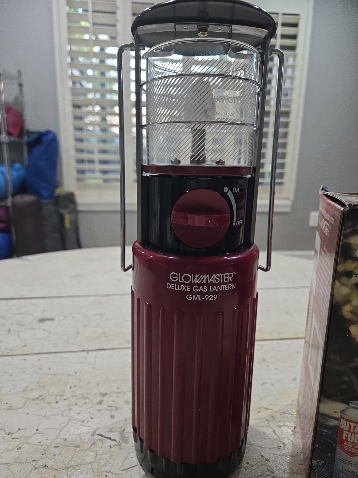Glowmaster Deluxe Gas Lantern GML-929 Red