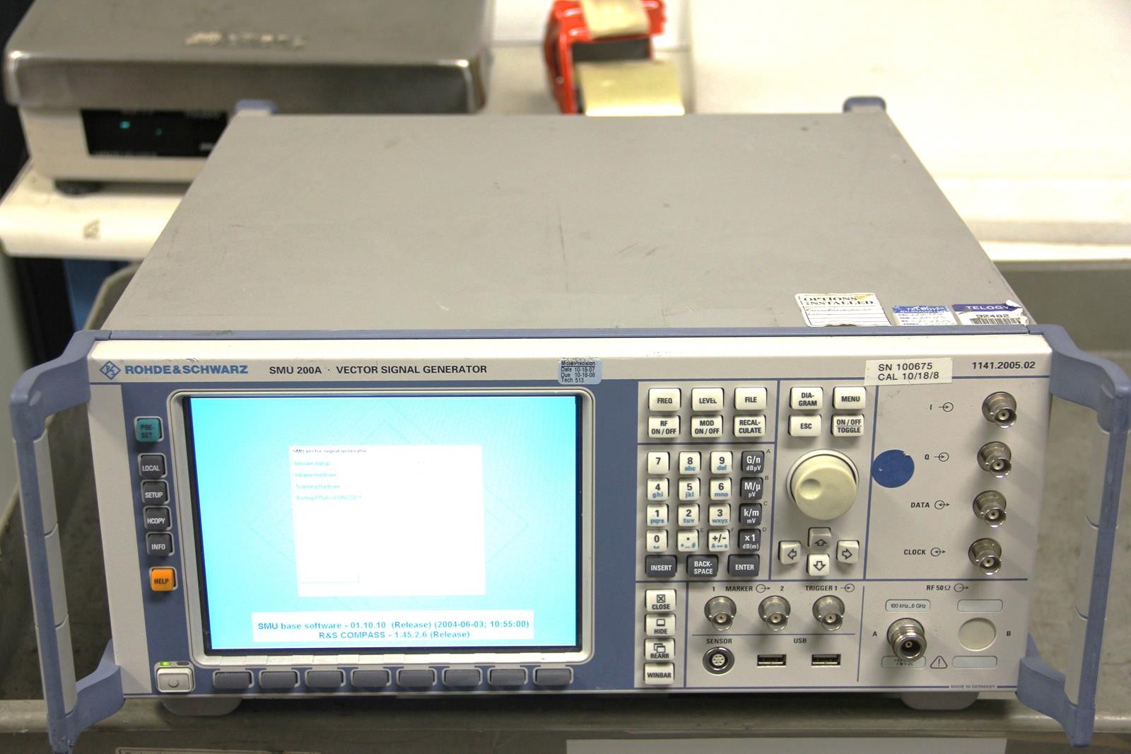 ROHDE & SCHWARZ SMU 200A 100kHz-2.2 GHz Dual Output Vector Signal Generator Boot