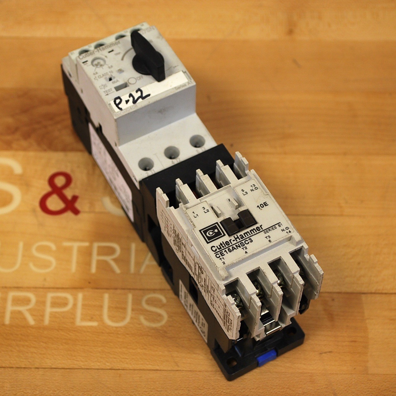 Cutler Hammer AE317RNS3A Motor Controller, 3.5-5.0 Amp, 120V, 50/60Hz - USED