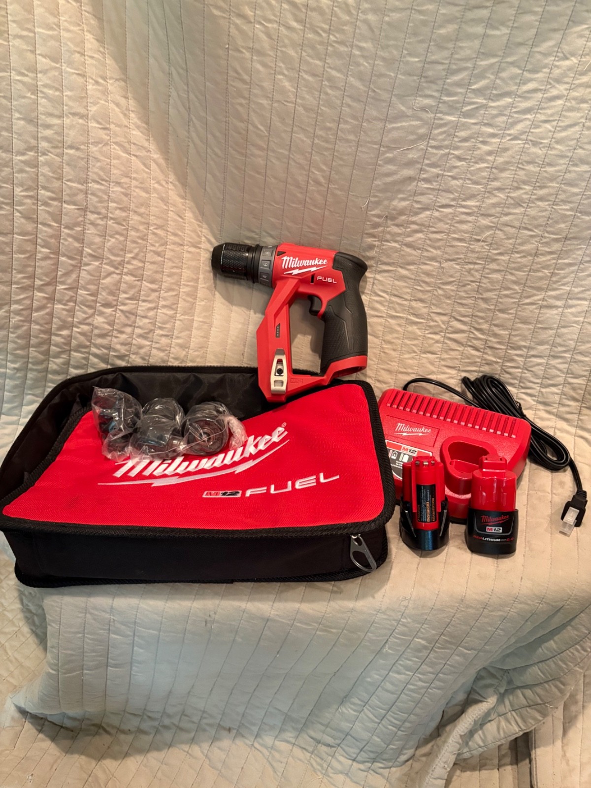 Milwaukee 2505-22 M12 FUEL 4-in-1 Installation Drill/Driver Kit 12V - NIB