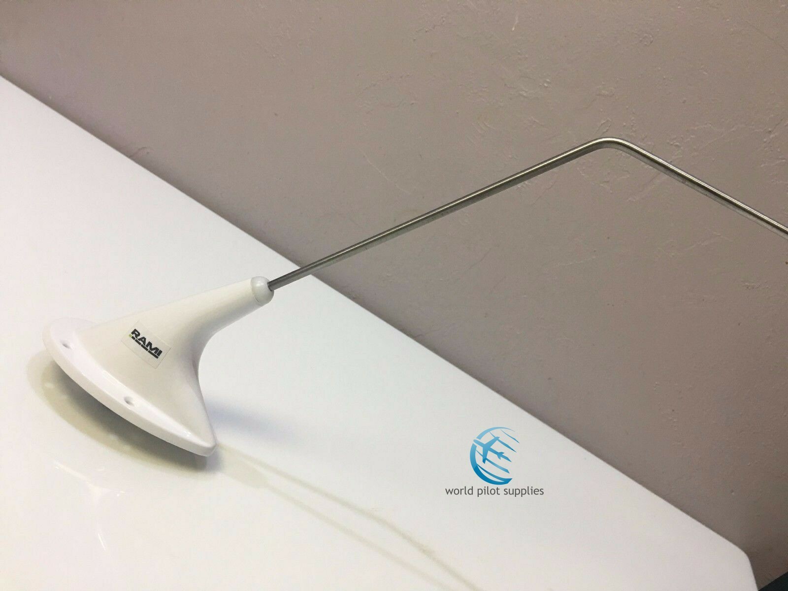 R A MILLER (RAMI) COMMUNICATION ANTENNA p/n AV-17 FREE SHIPPING