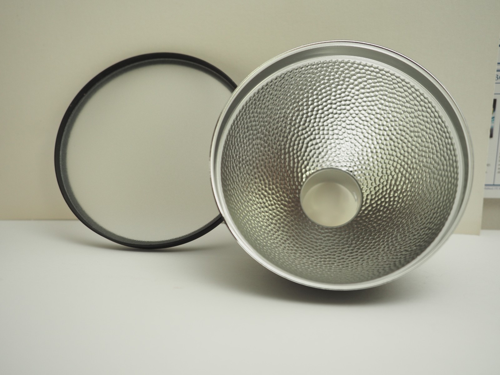 US Godox AD-S2 Standard Reflector with Soft Diffuser for AD200 AD200Pro Flash