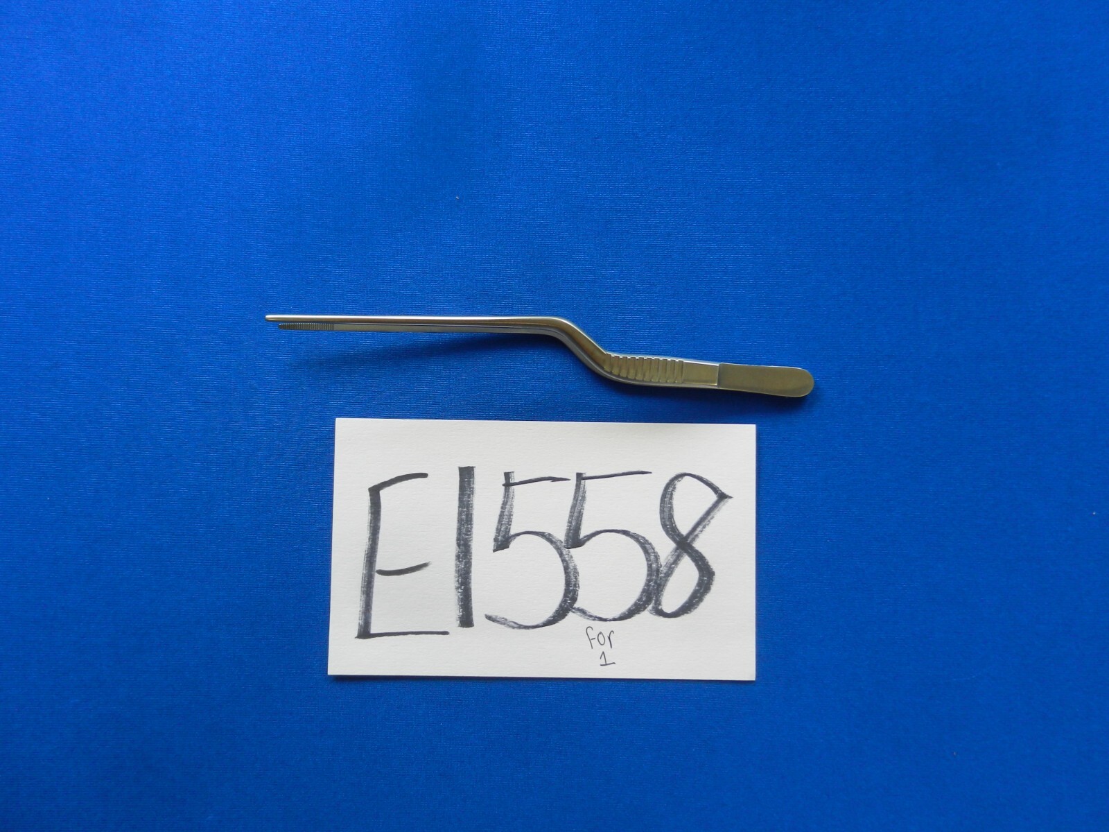 E1558 Storz Surgical Kennerdell Serrated Tip Bayonet Forceps 16cm E8164