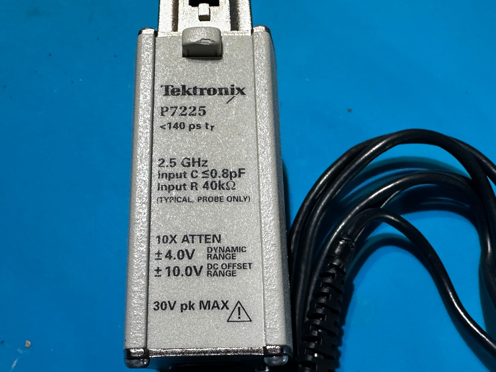 Tektronix P7225 TekConnect 2.5 GHz Voltage Active Probe