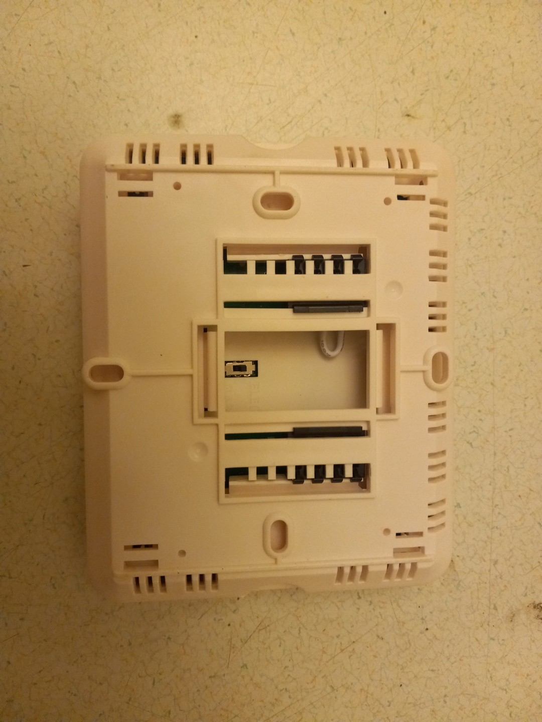 ELECTECK Non-Programmable Digital Thermostat for Home UNUSED
