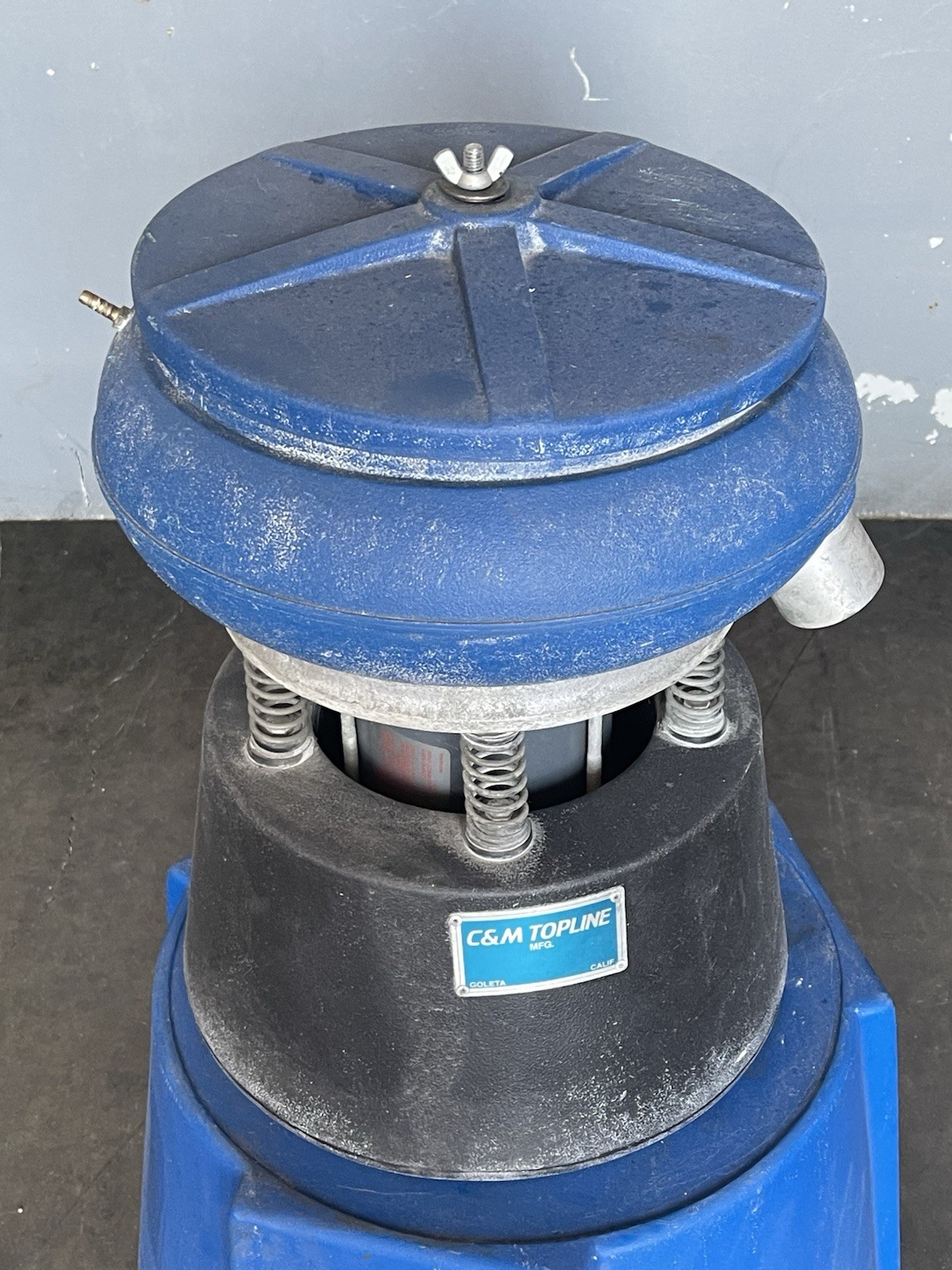 C & M Topline Bench Top Vibratory Bowl - TLV-25 (26F82)