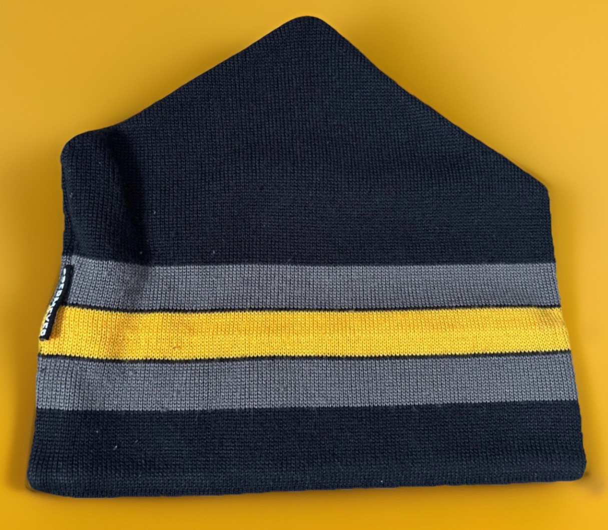 Obermeyer Steve Black Yellow Ski Hat