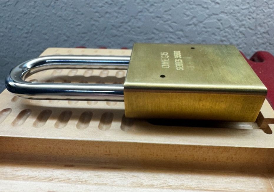 BRASS BODY AMERICAN PADLOCK SERIES 3560 SFIC BEST BRAND REMOVAL CORE WITH 3 KEYS