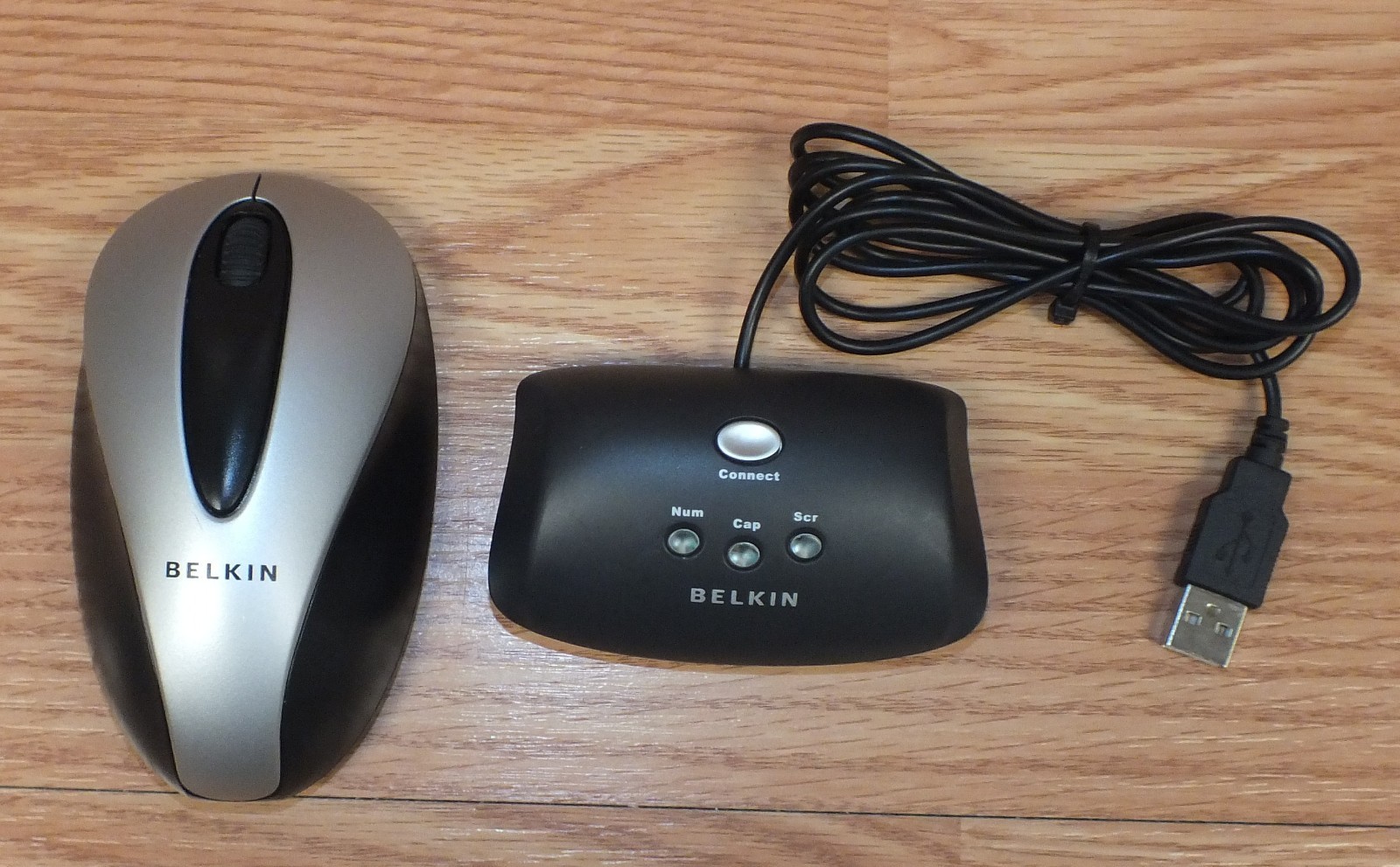 Belkin Wireless Optical Mouse (90102AB2502) with Receiver (90102AB3502) *READ*