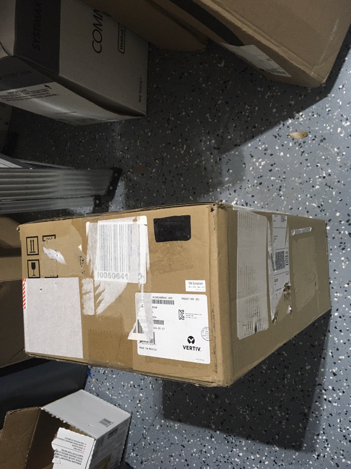 VERTIV AVOCENT ACS8048MDAC-400 ACS8000 48 PORT SERIAL CONSOLE SERVER