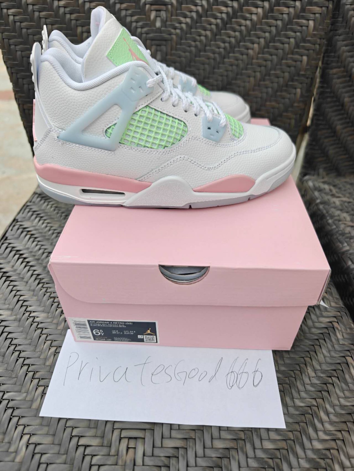 Air Jordan 4 Retro Valentine's Day IB7068-100 GS & Women's Sz OG ALL NEW Easter