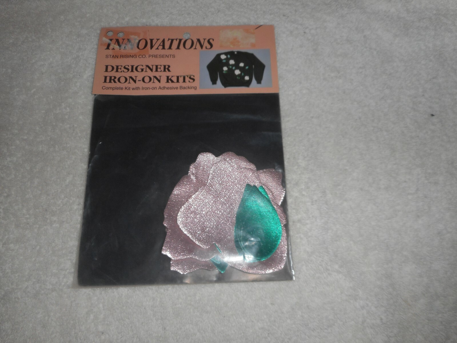 INNOVATIONS DESIGNER IRON-ON KITS - ROSES   (NEW)
