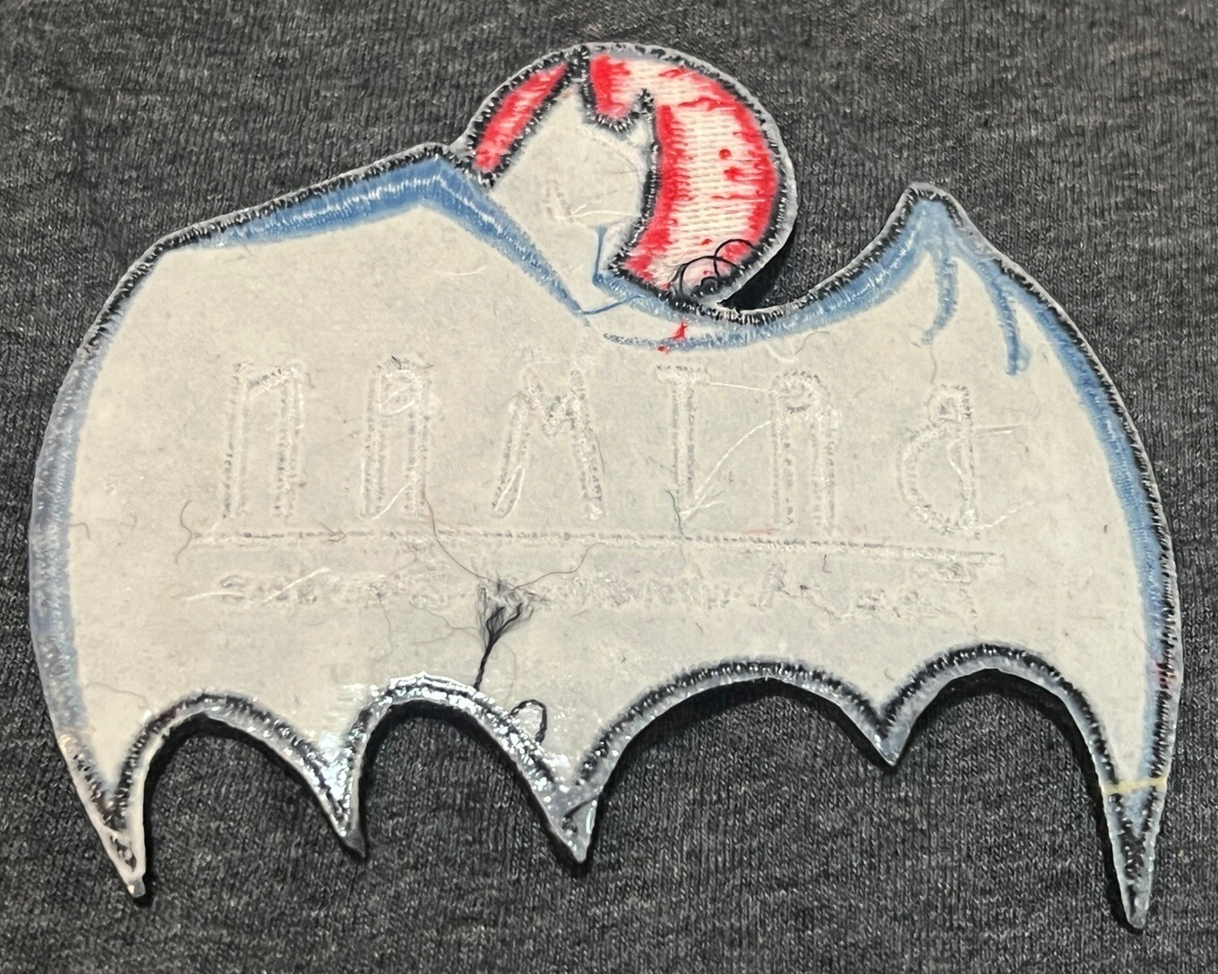 BATMAN THE ANIMATED SERIES embroidered figure patch iron sew title hat robin