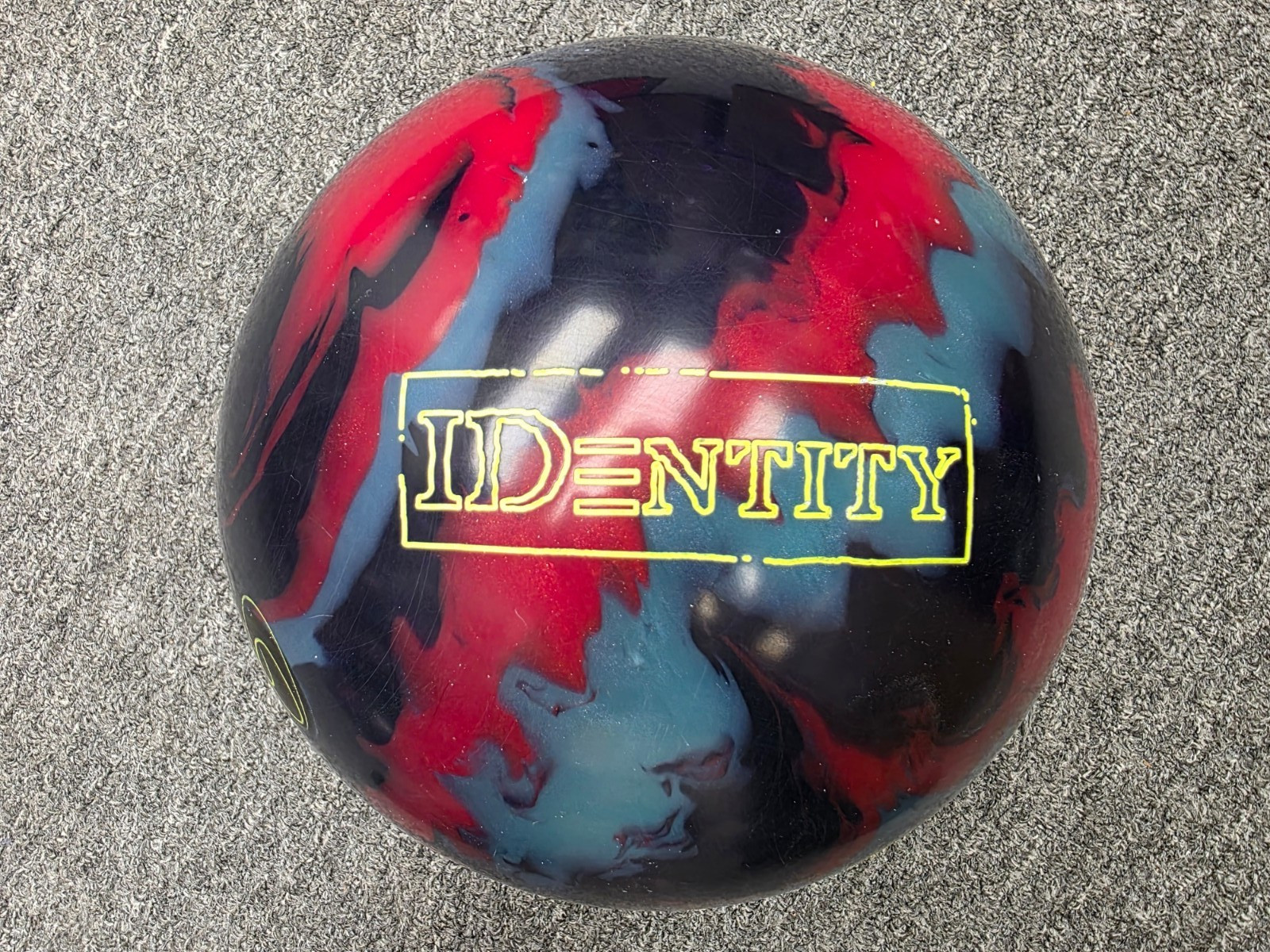 15 lbs USED Storm IDENTITY bowling ball