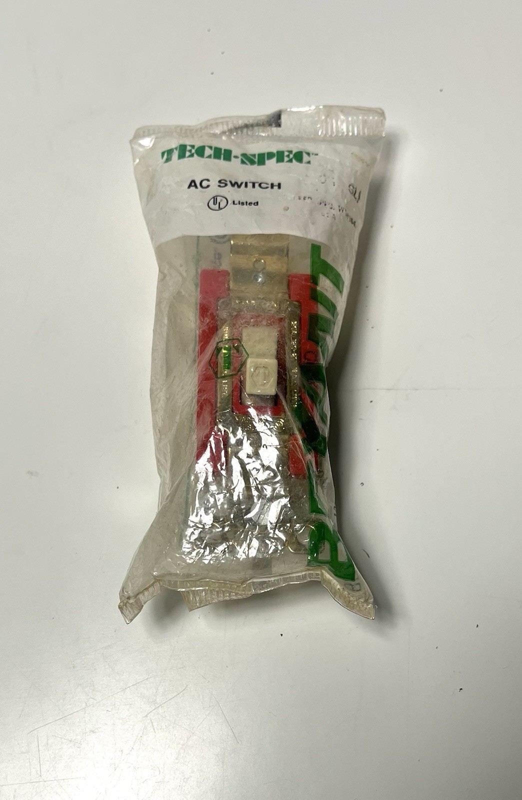 NIP BRYANT 4901-I / 4901-I AC SWITCH SINGLE POLE 20a 120-277 V.A.C. MINTY