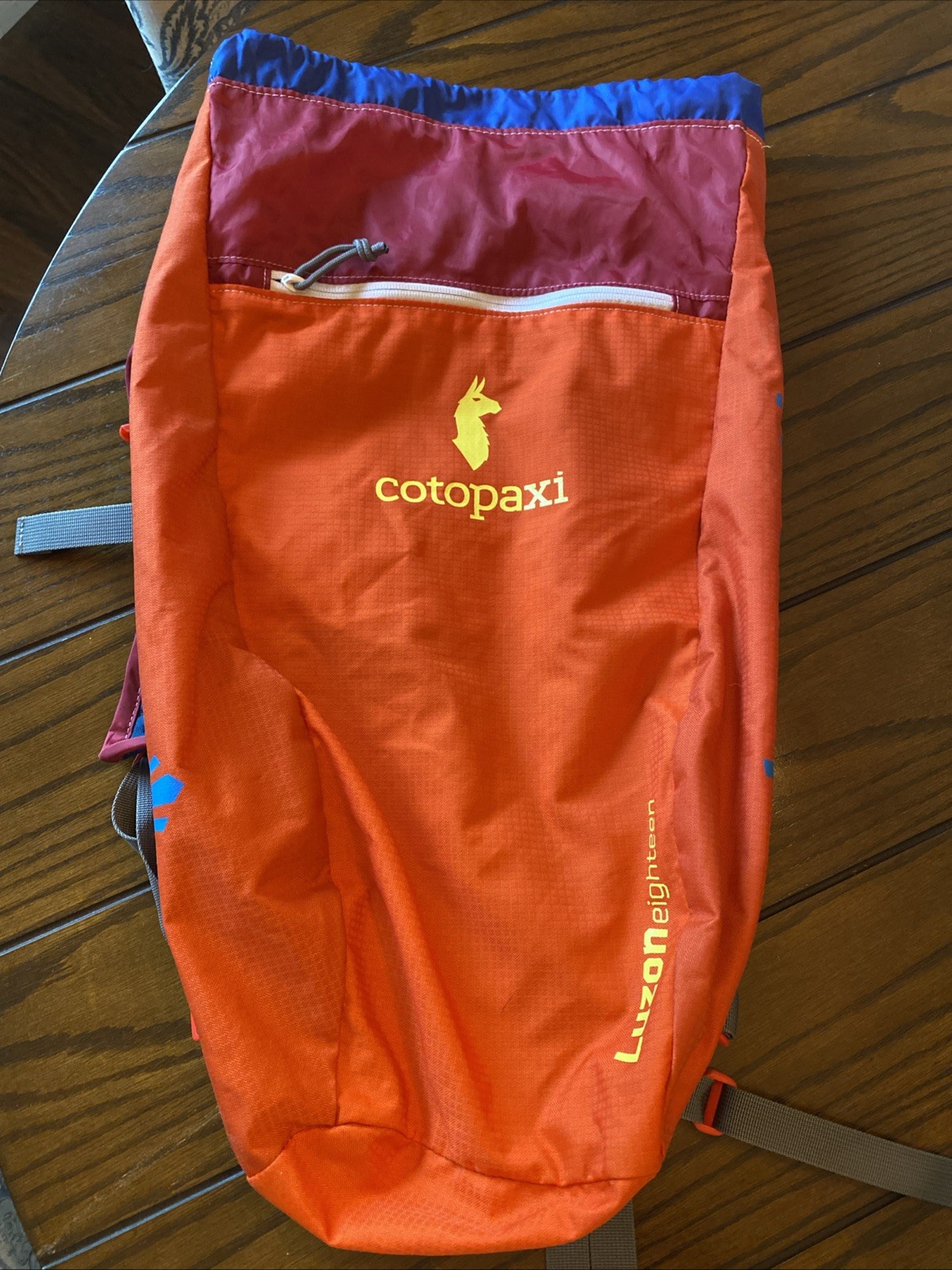 Cotopaxi Luzon 18 Lightweight Packable Hiking Travel Day Backpack Multicolor