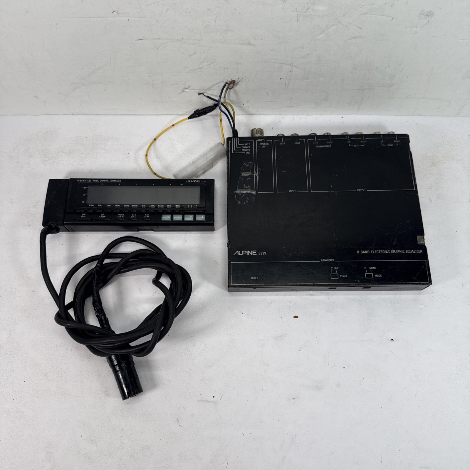 (FOR PARTS REPAIR) Alpine 3339 Graphic Equalizer Spectrum Analyzer Old School