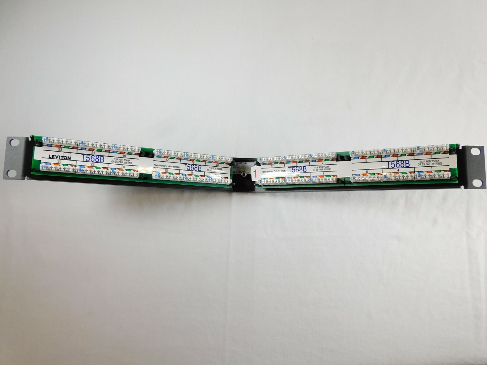 Cat5e Angled patch Panel 5G597-U24 24-Port Leviton Patch Panel Cat5e 110 Angled