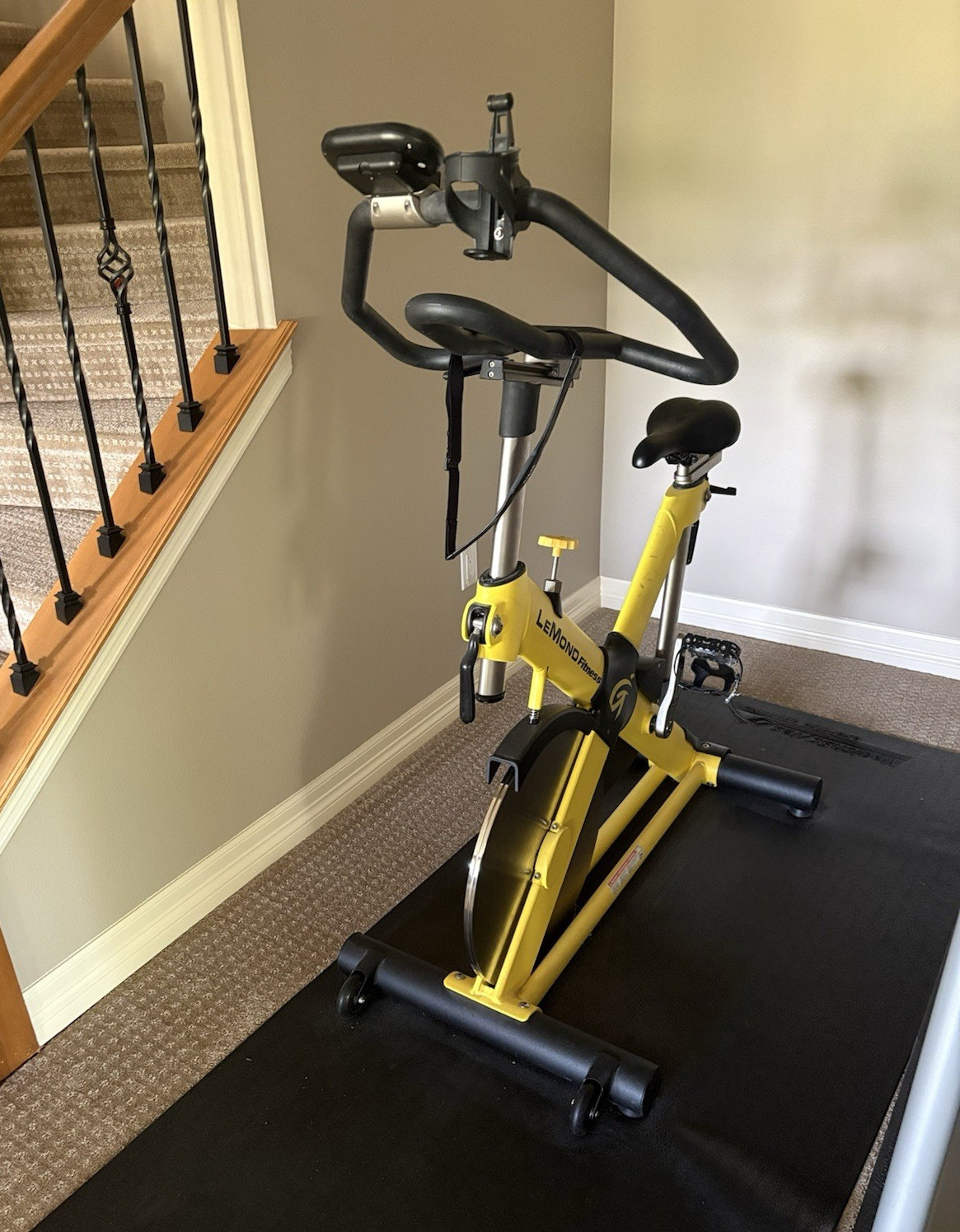 Lemond Upright Exercise Bike. Free, just pick up. Located in Wheat Ridge, CO