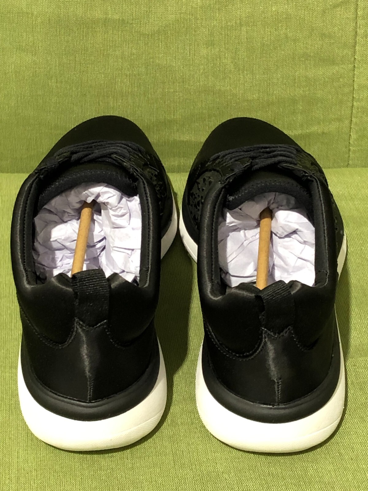Clarks Ezera Ave Sneaker 10 M