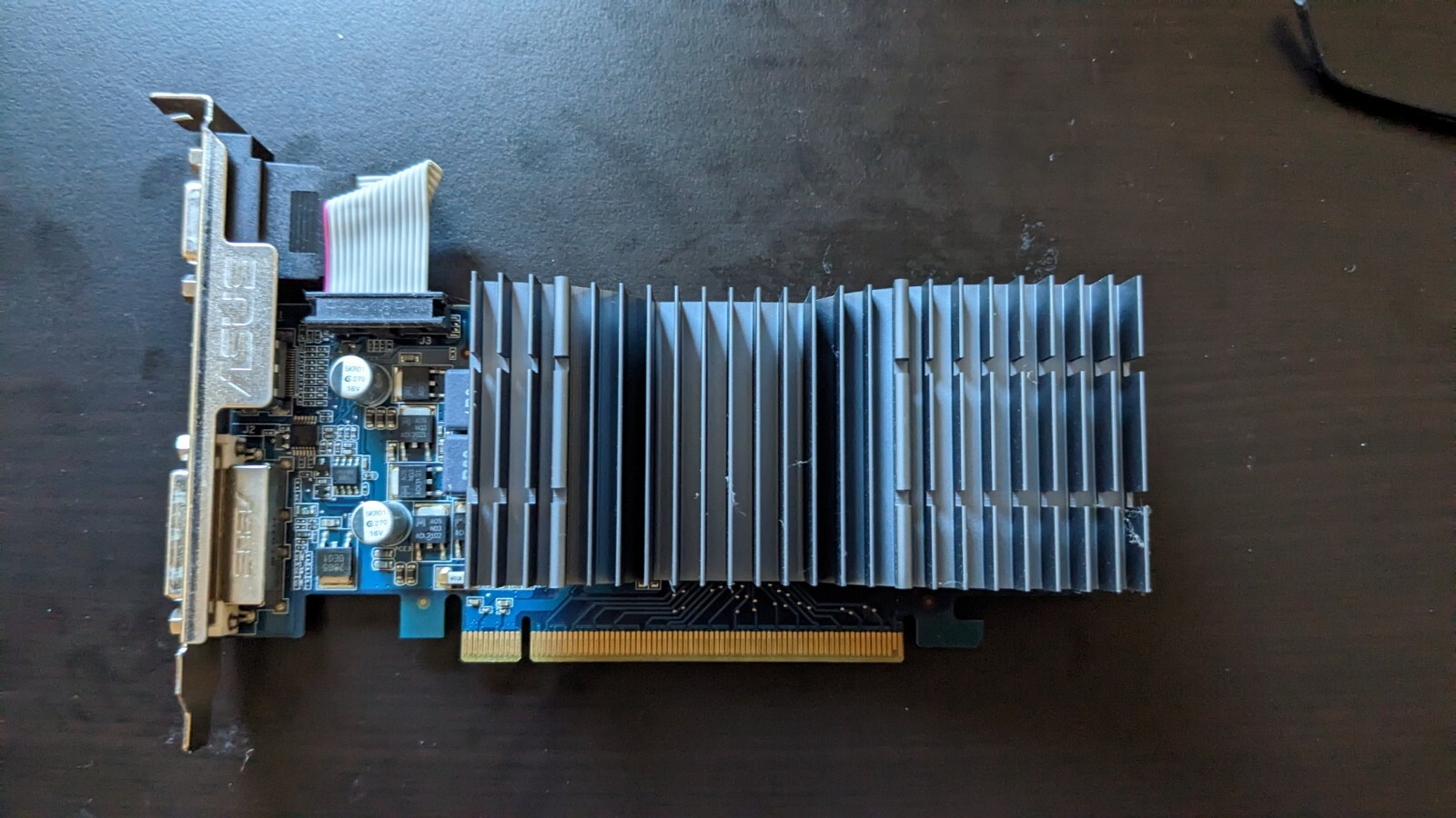 Asus GeForce 8400 GS EN8400GS Silent 512MB DDR2 HDMI VGA DP Video Card