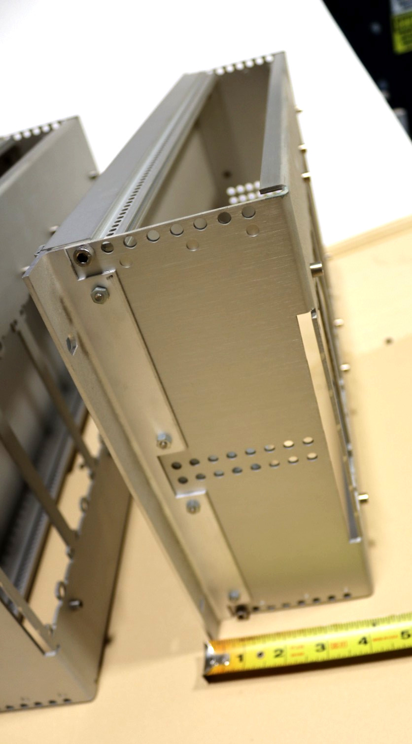 19-Inch 6-Slot Rackmount Chassis Card Cage