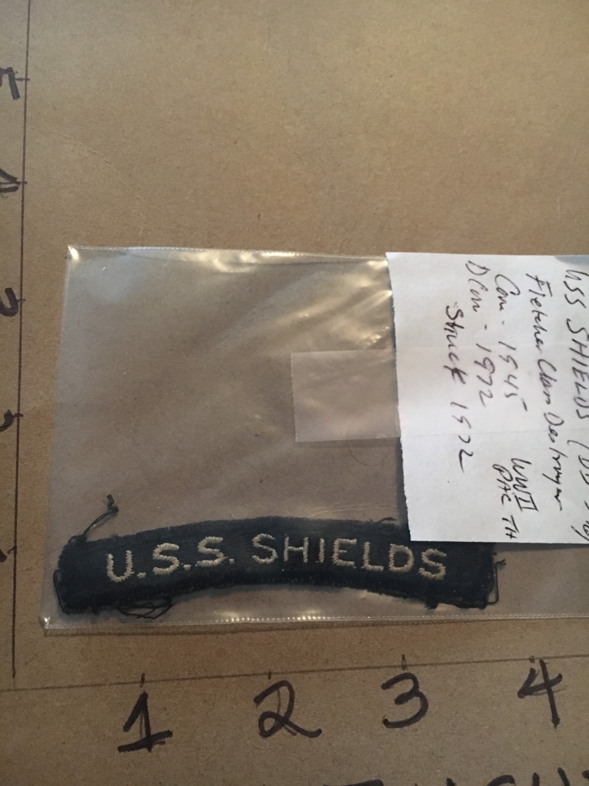 US NAVY SHOULDER STRIP TAB *** rocker *** Patch USS Shields