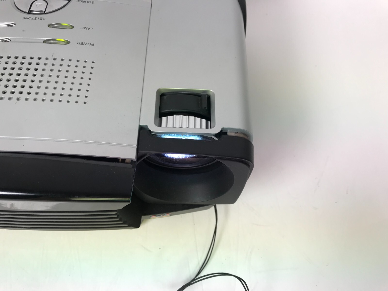 ViewSonic PJ458D DLP Projector