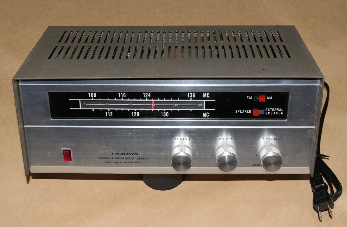 REALISTIC AIRCRAFT MONITOR RECEIVER #46