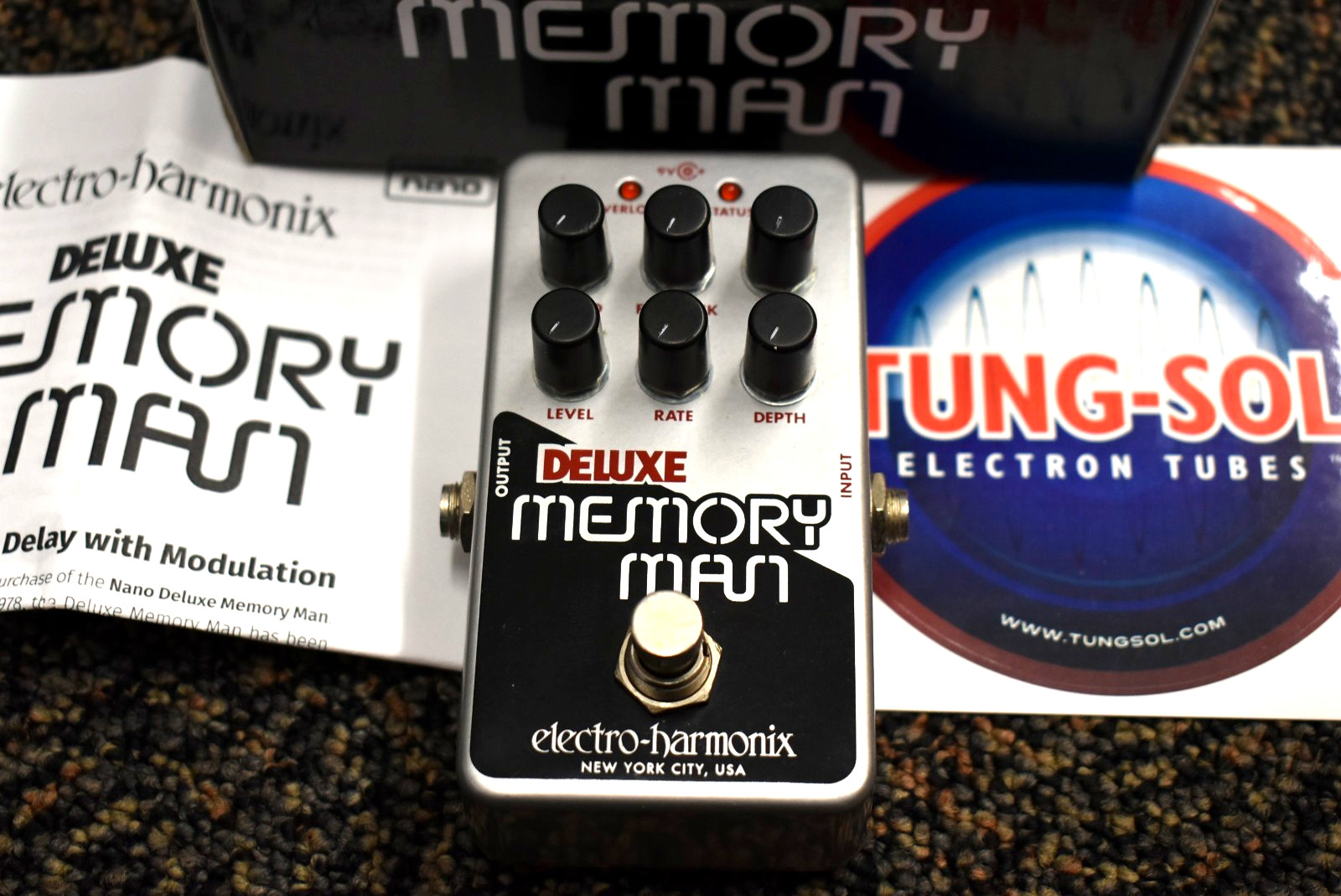 Electro-Harmonix EHX Nano Deluxe Memory Man Delay Guitar Effects Pedal. Nice!