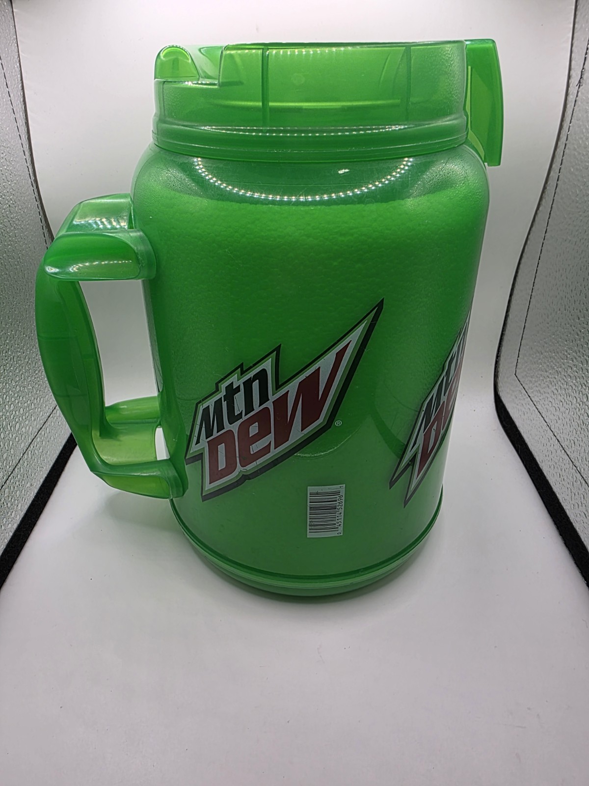 Mountain Dew Whirley Green Plastic Insulated Jug Jumbo Travel Mug 64 oz Old Logo