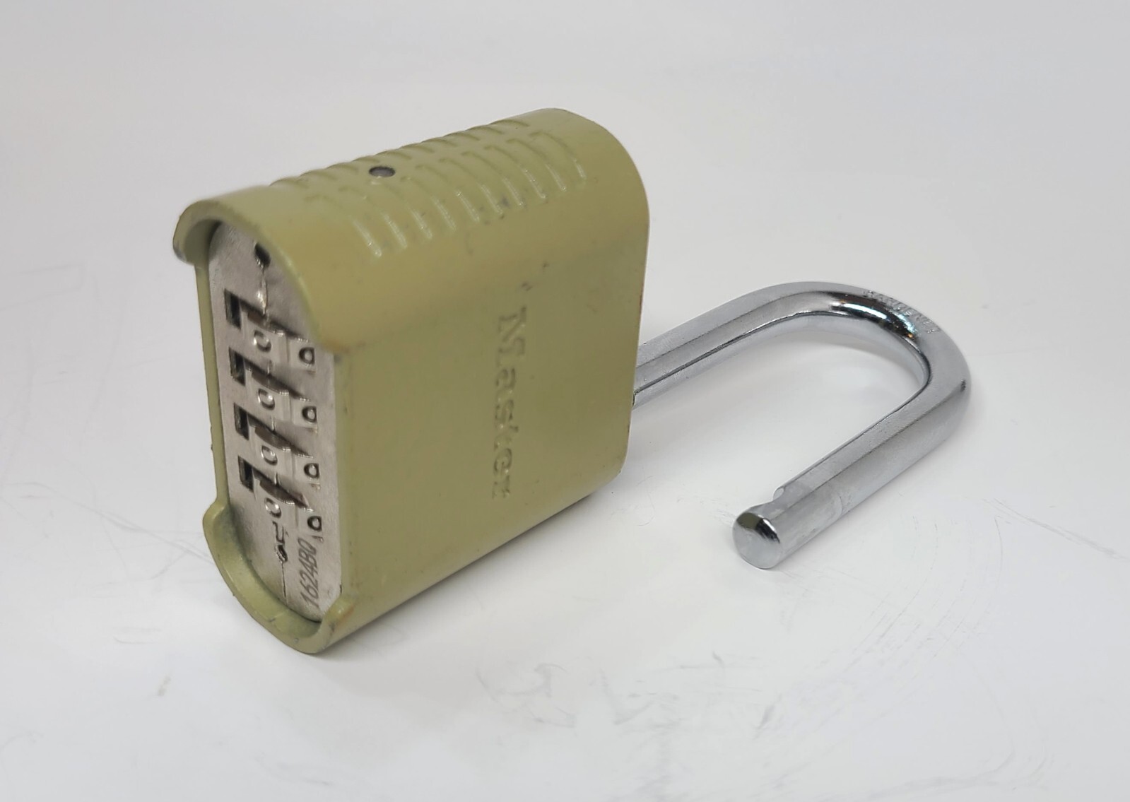 MASTER LOCK 875DLF COMBINATION 1-1/2" (38MM) SHACKLE SET & RESET (P65010)
