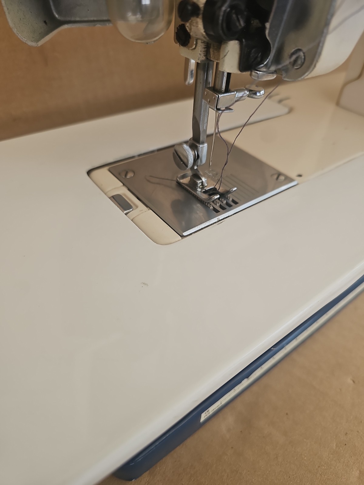 Elgin Sewing Machine Model M4400F
