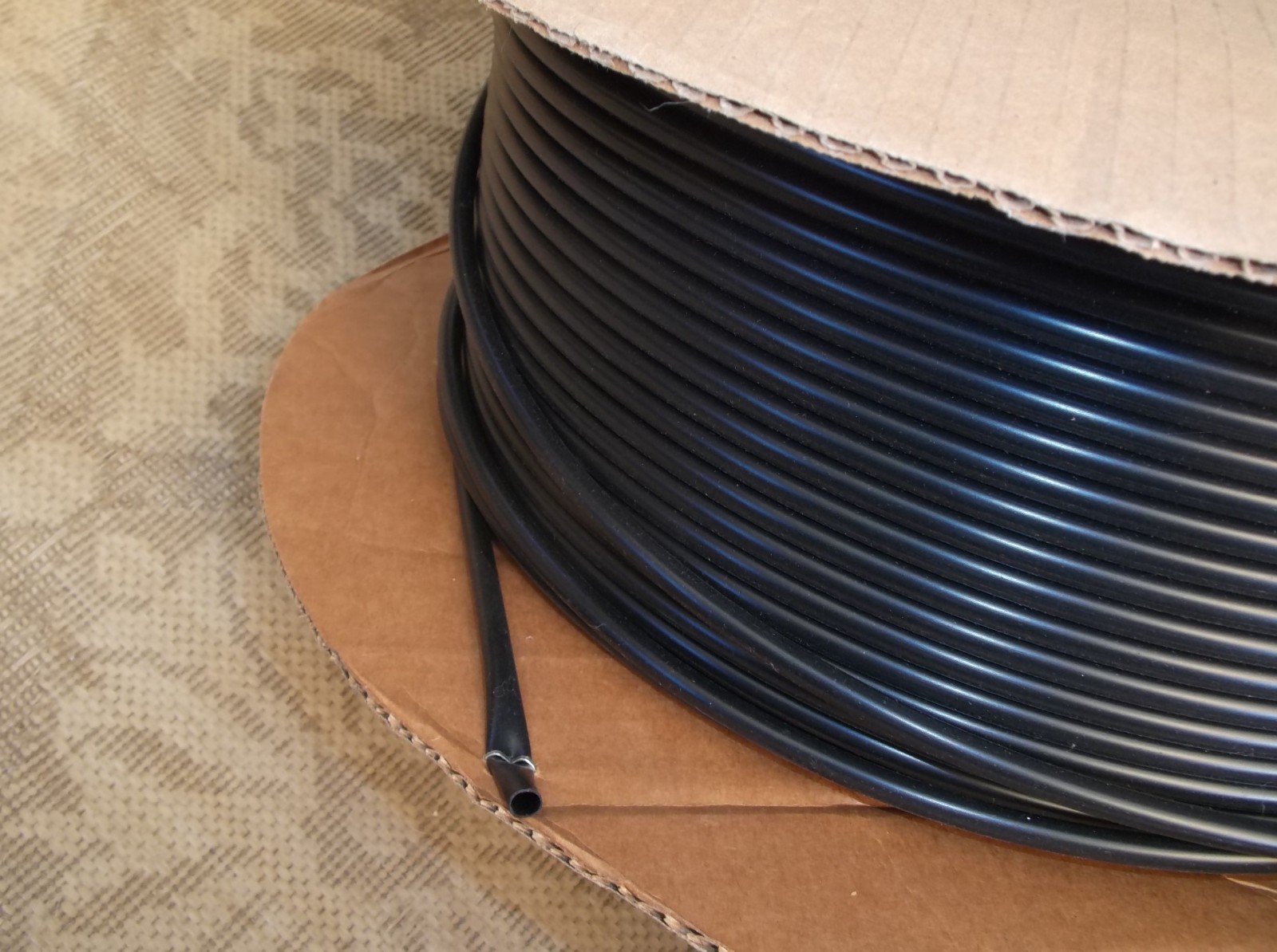 1000 FT. 1/4 in. PVC Insulation Wiring Wire sleeve tubing conduit 1/4 in.