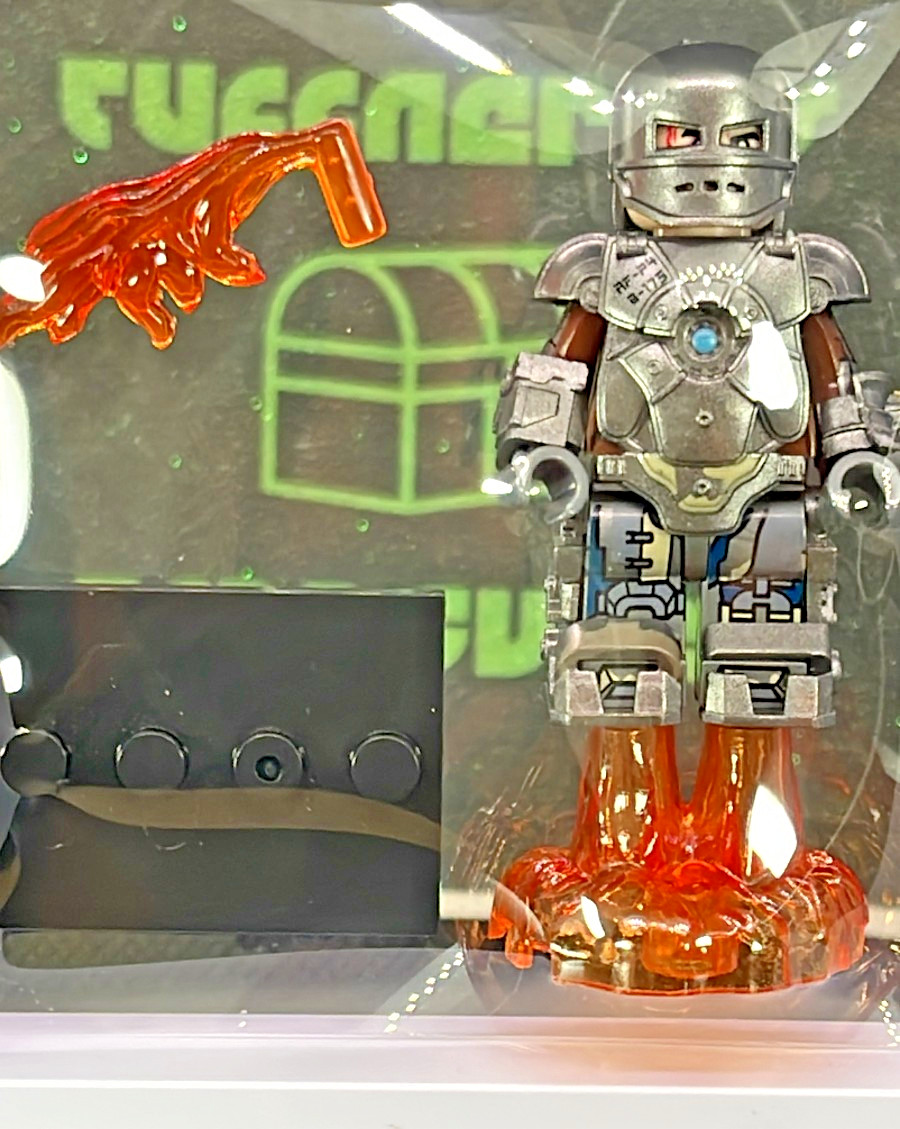 NEW! CHROME DOME Customs DELUXE PAD PRINTED IRON MAN MK1 Minifigure SEALED!
