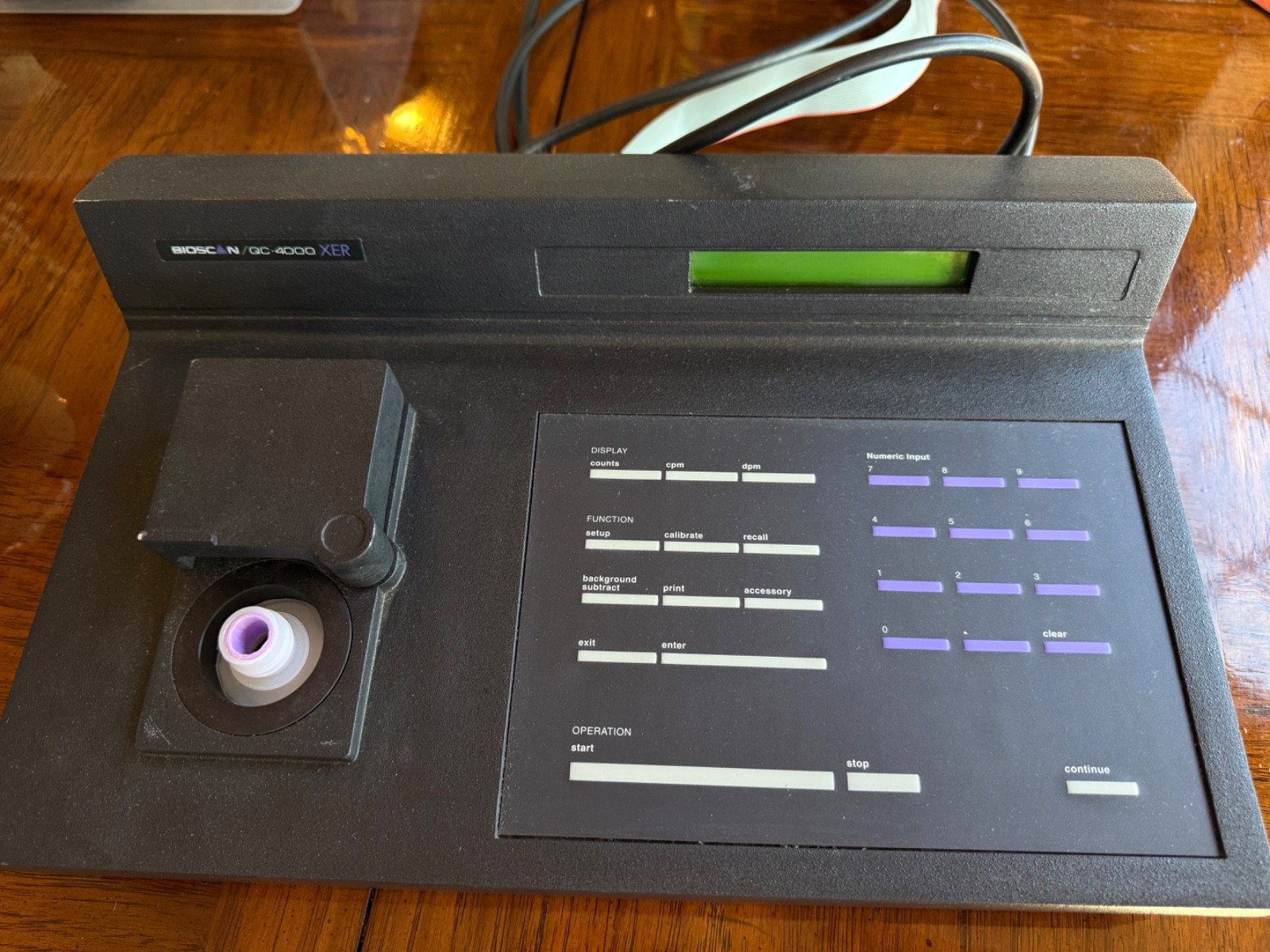 Bioscan QC-4000 XER Radiation Detector / Scintillation Counter – Clean & Tested