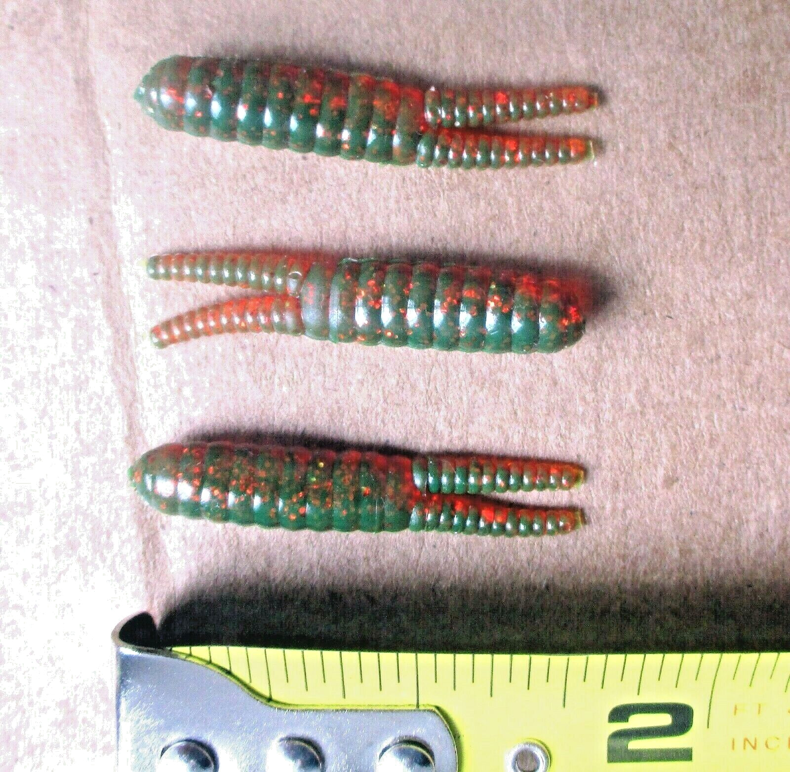 50ct MOTOROIL RED FLAKE 1.5" Split Tail BEETLE SPIN GRUBS Crappie Fishing Baits