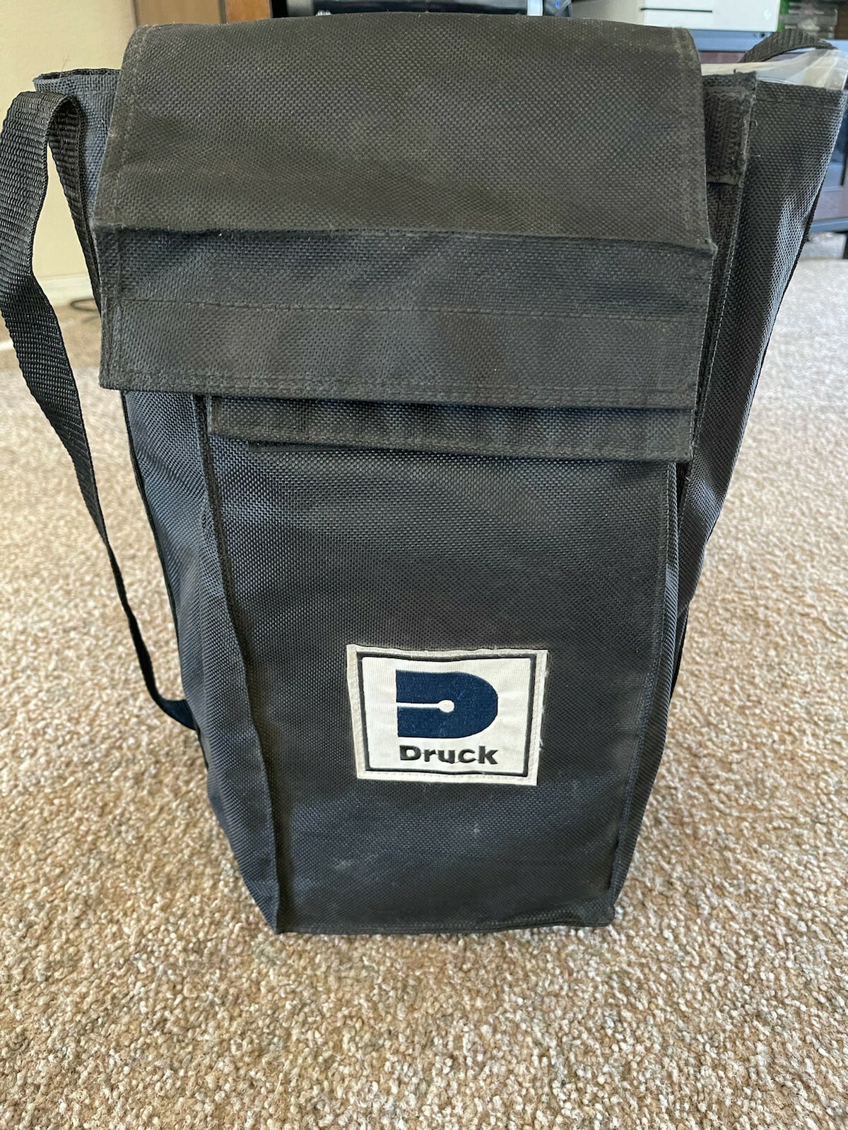 Druck DPI 320 Pressure Calibrator