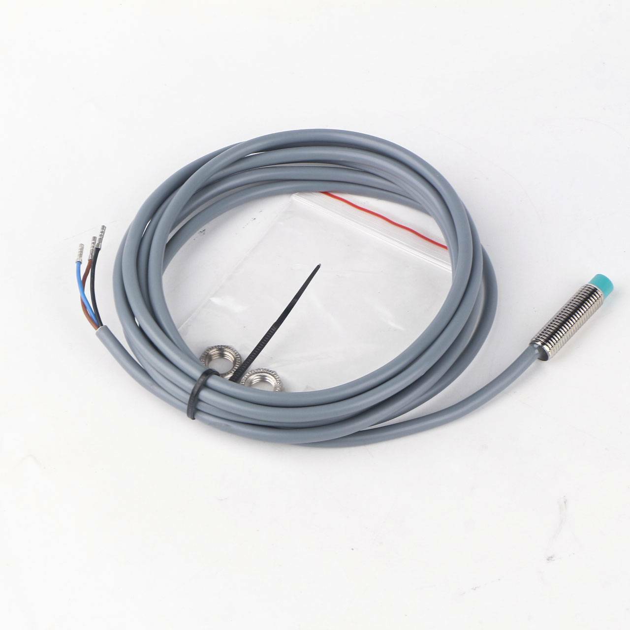 NEW Pepperl+Fuchs Proximity switch sensor NBN3-8GM30-E2